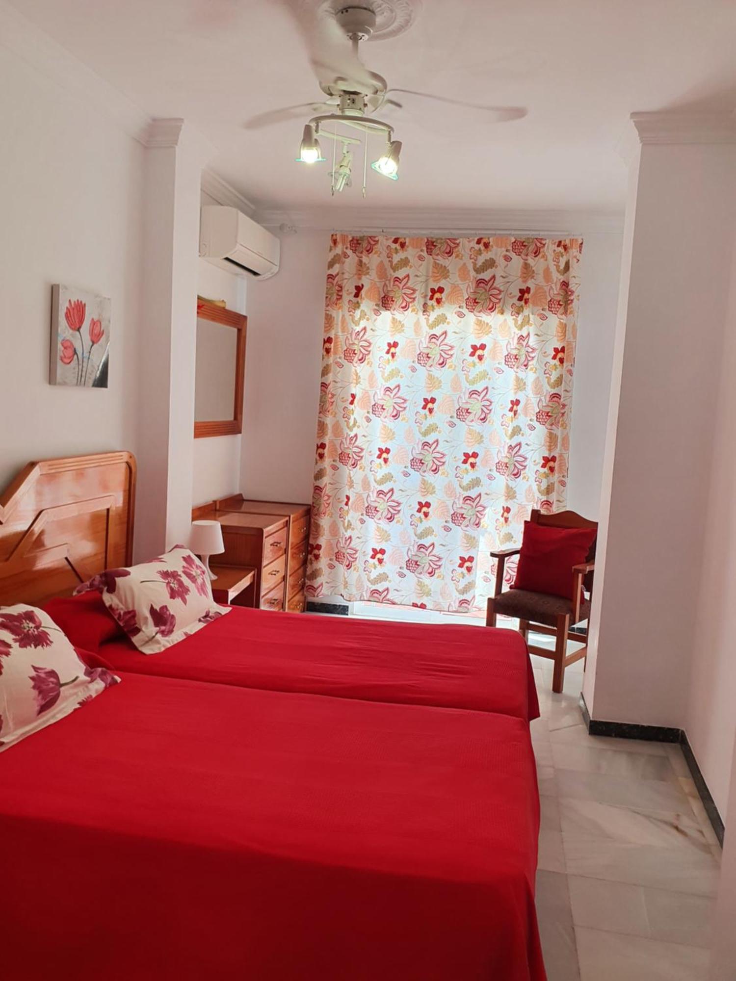 Rico Apartaments Animas Nerja Szoba fotó